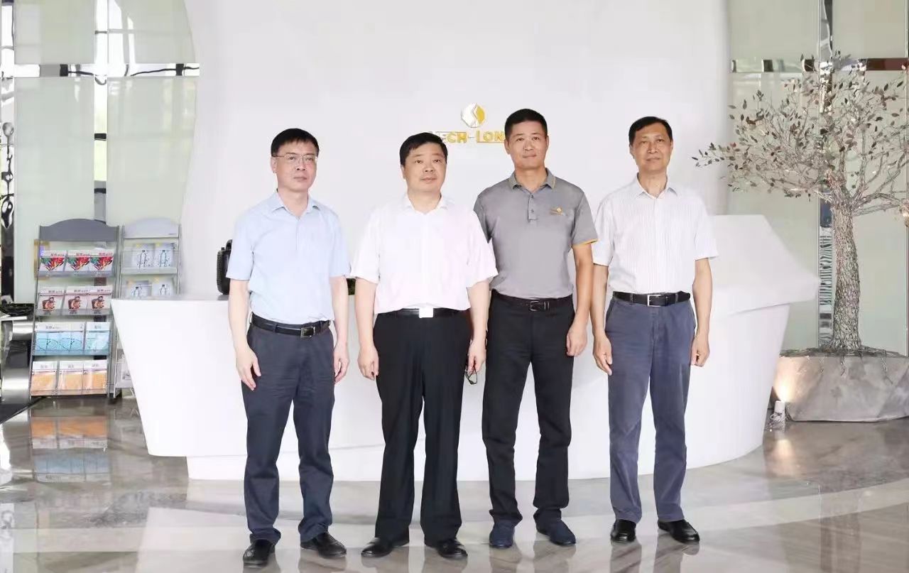 廣州市委副書(shū)記歐陽(yáng)衛(wèi)民  蒞臨達(dá)意隆開(kāi)展調(diào)研工作